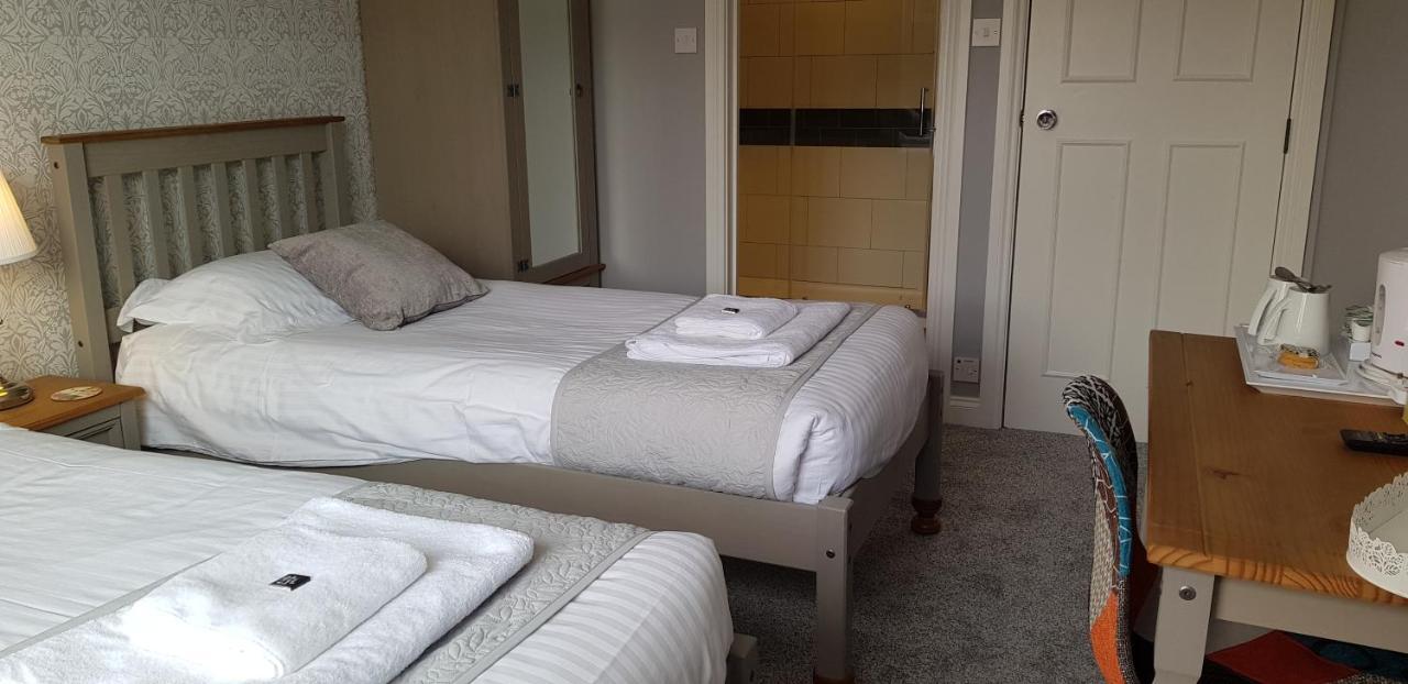 챨마우스 헨슬레이 하우스 B&B 외부 사진